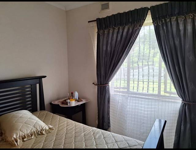 3 BEDROOM PROPERTY TO RENT IN CRAIGIEBURN